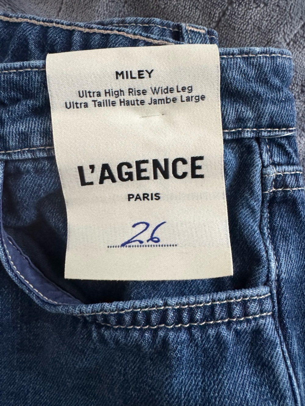 NWT 🌸 L'AGENCE Ultra-High Rise Wide-Leg Denim Jeans - Picture 9 of 9